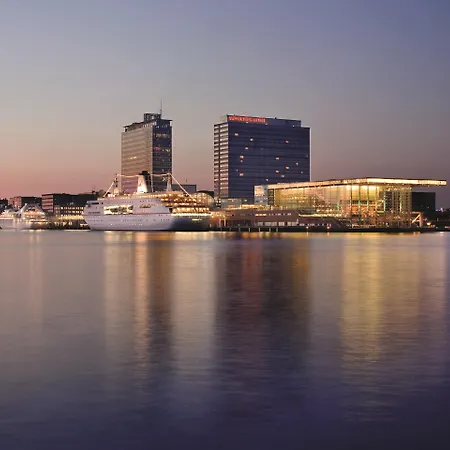 Mövenpick Centre 4*