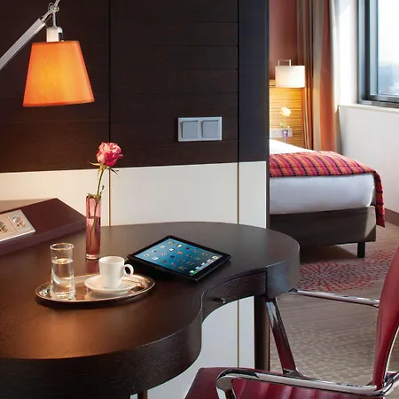Mövenpick Centre 4* Amsterdam