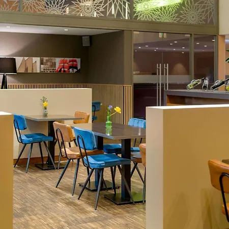 Moevenpick Centre 4* Amsterdam