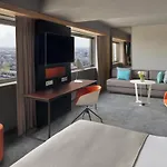 Moevenpick Centre Hotel 4*