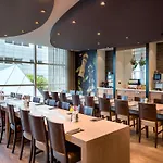 Отель Moevenpick Centre Амстердам