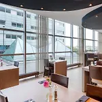 Moevenpick Centre 4*