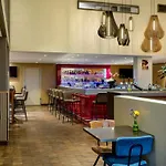 Moevenpick Centre