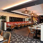 Moevenpick Centre 4* Амстердам