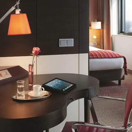 Moevenpick Centre 4* Amsterdam