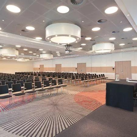 Moevenpick Centre 4* Амстердам
