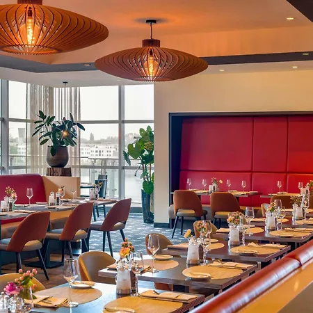 Moevenpick Centre Hotel