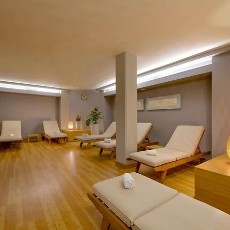 Moevenpick Centre 4* Amszterdam