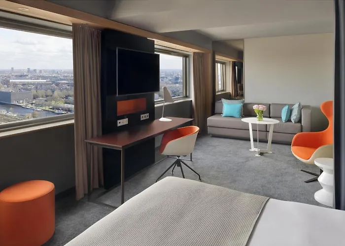 Mövenpick Centre Hotel 4*