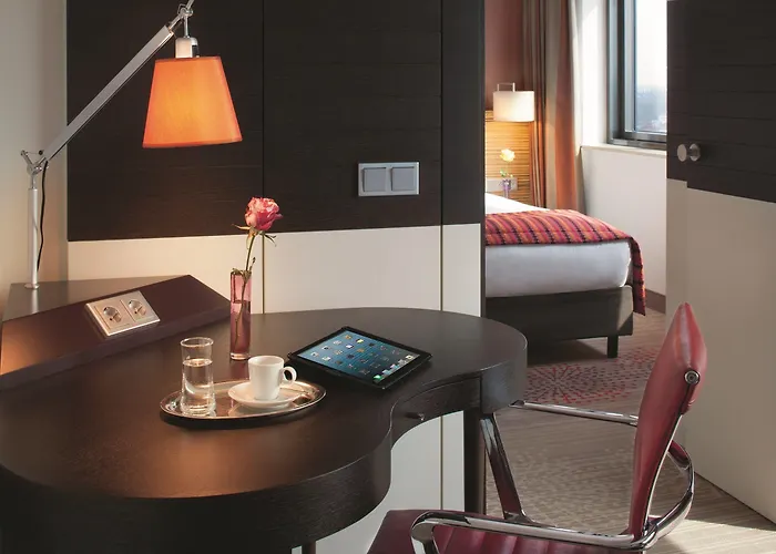 Mövenpick Centre 4* Amsterdam