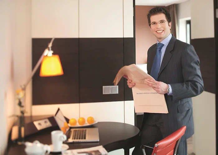 Mövenpick Centre Hotel 4*