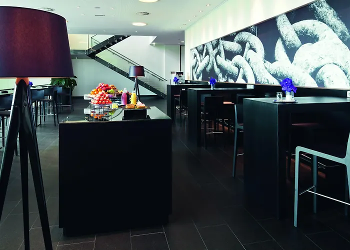 Mövenpick Centre Hotel