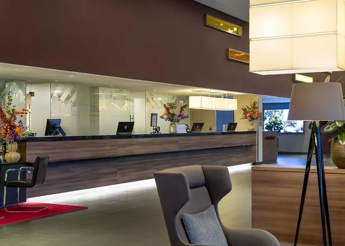 Moevenpick Centre מלון 4*