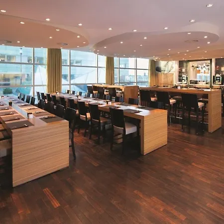 Moevenpick Centre