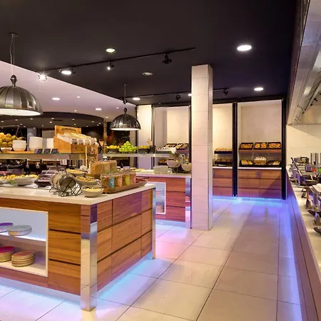 Moevenpick Centre 4*