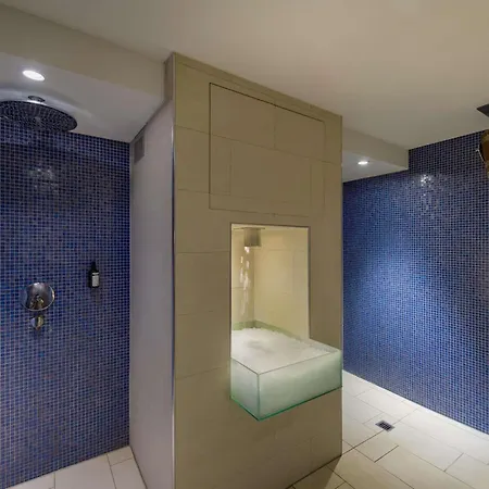 Hotel Moevenpick Centre