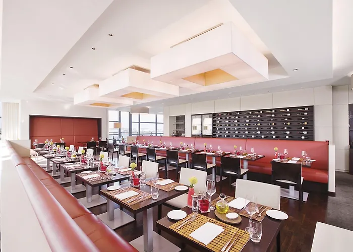 Hotel Moevenpick Centre